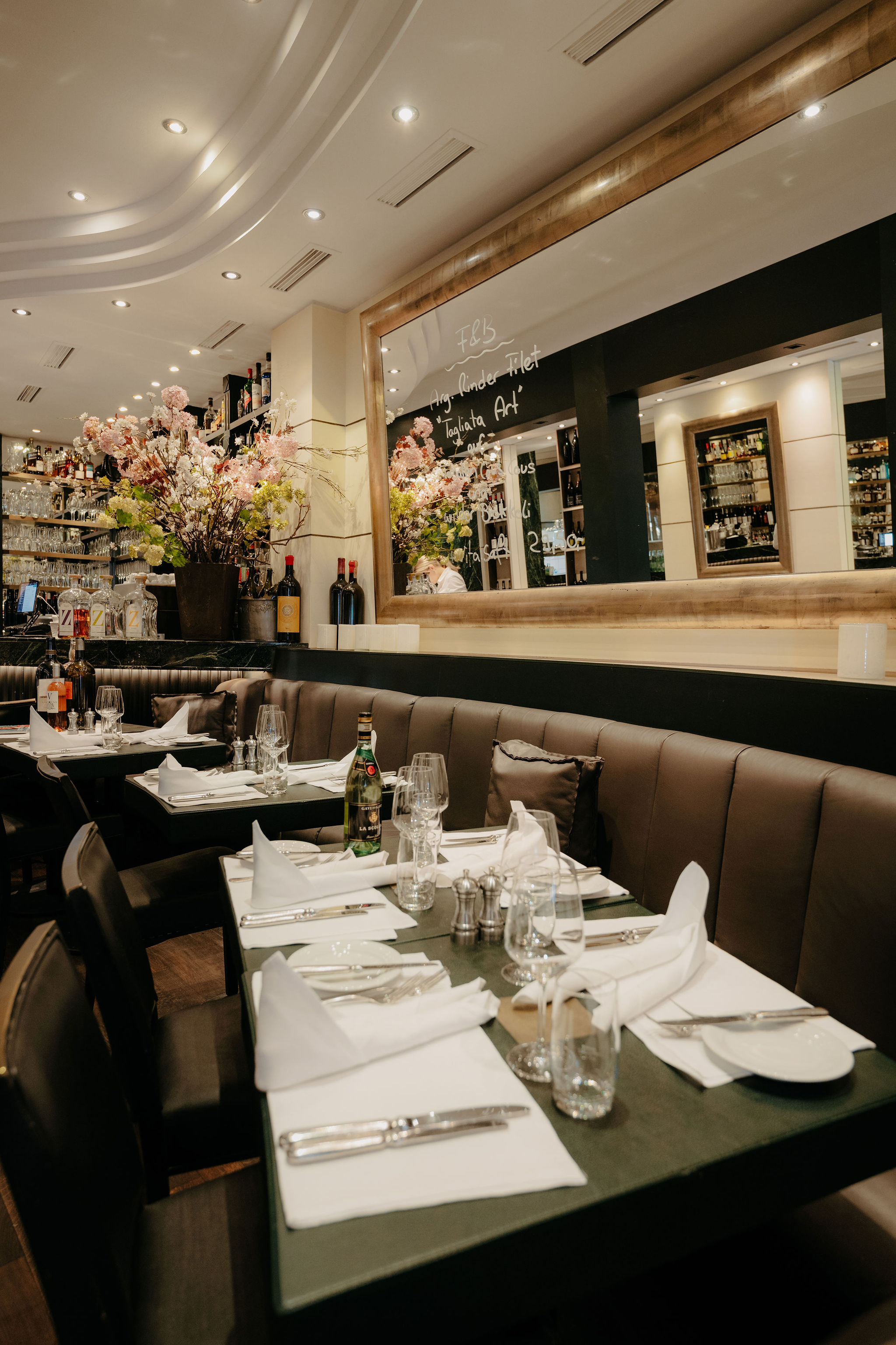 Meyer Fressgass Restaurant hires 3