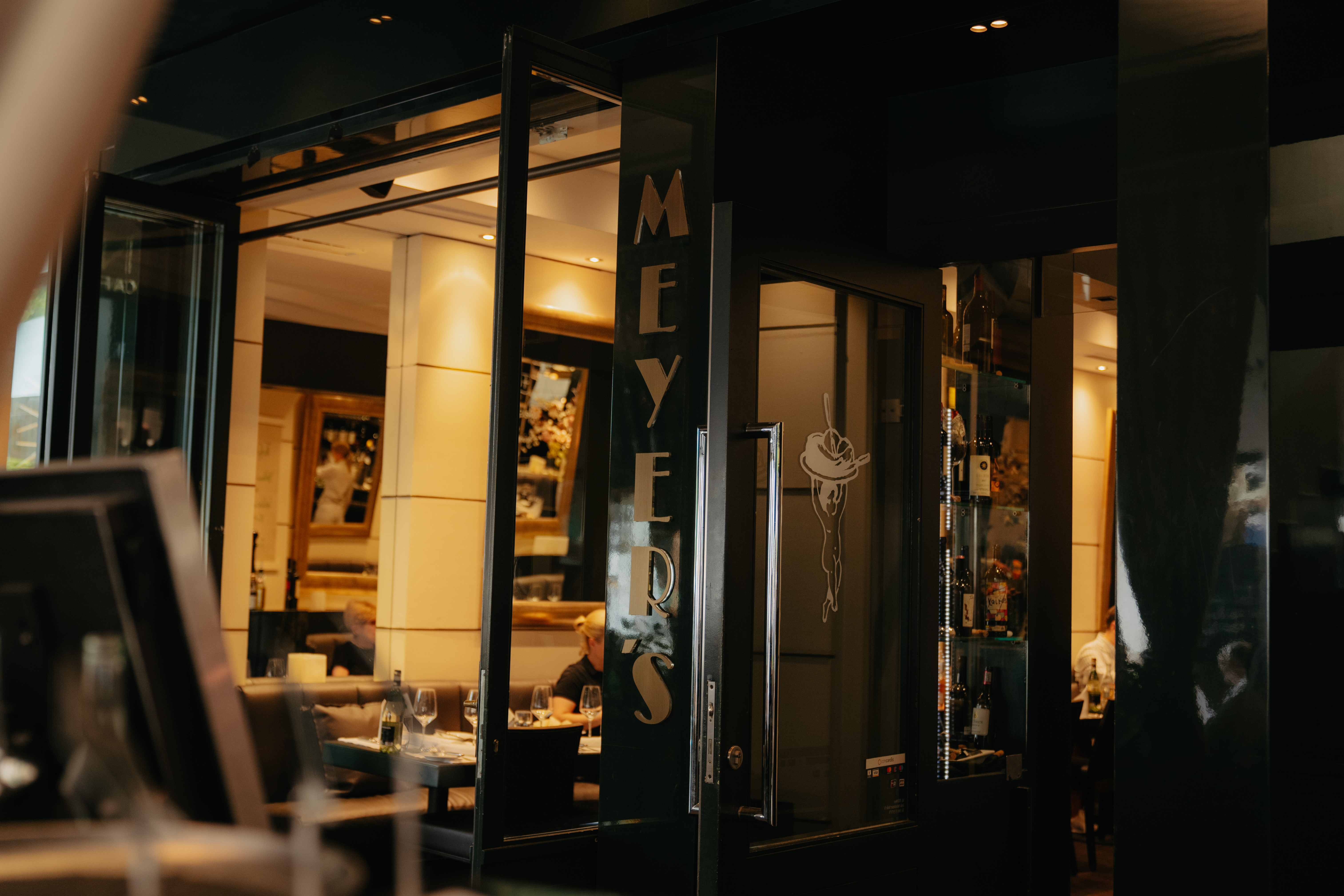 Meyers Fressgasse Restaurant hires 01610