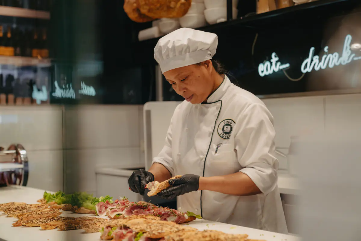 Meyer Airpot hires 94