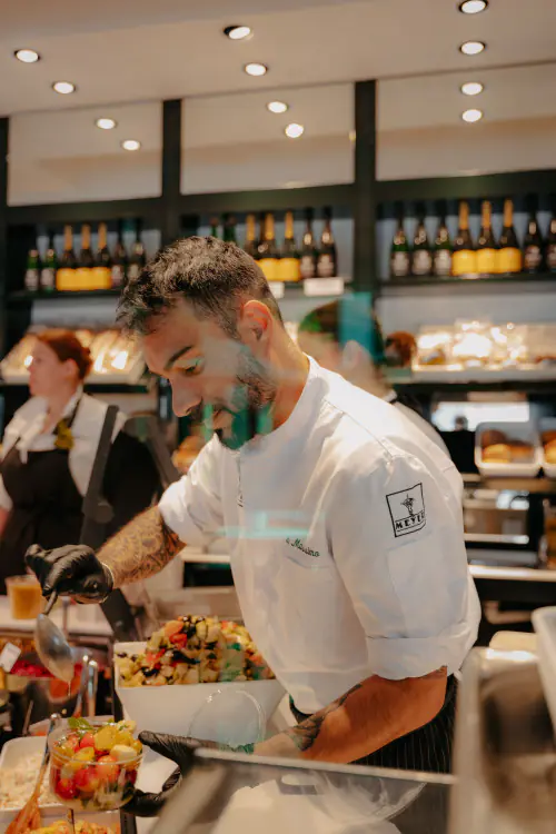 Meyer Fressgasse Feinkost hires 66